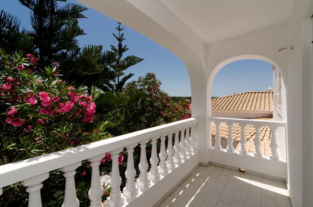 Villa Do Monte Monte Raposo Quarto foto